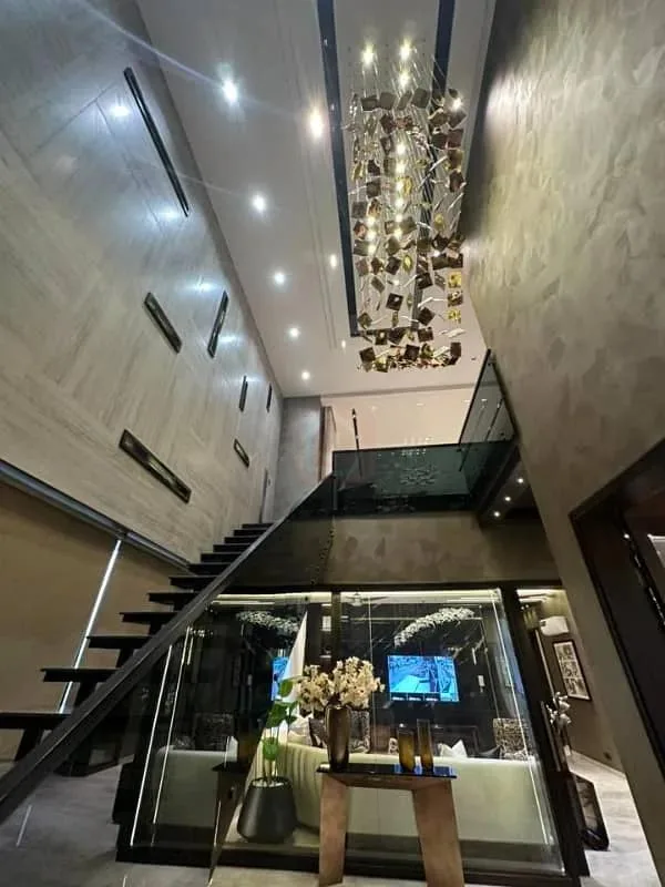 One Kanal Fully Furnished Luxury Bungalow with Servant Quarters in DHA Lahore