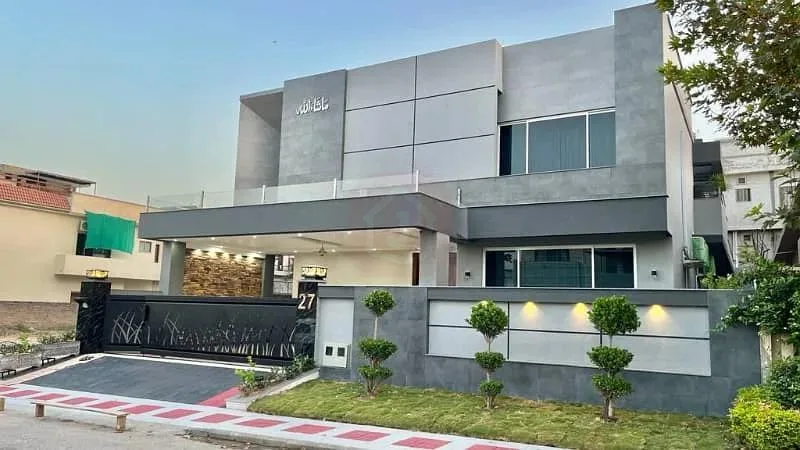 1 Kanal Used House for Sale in DHA Phase 2