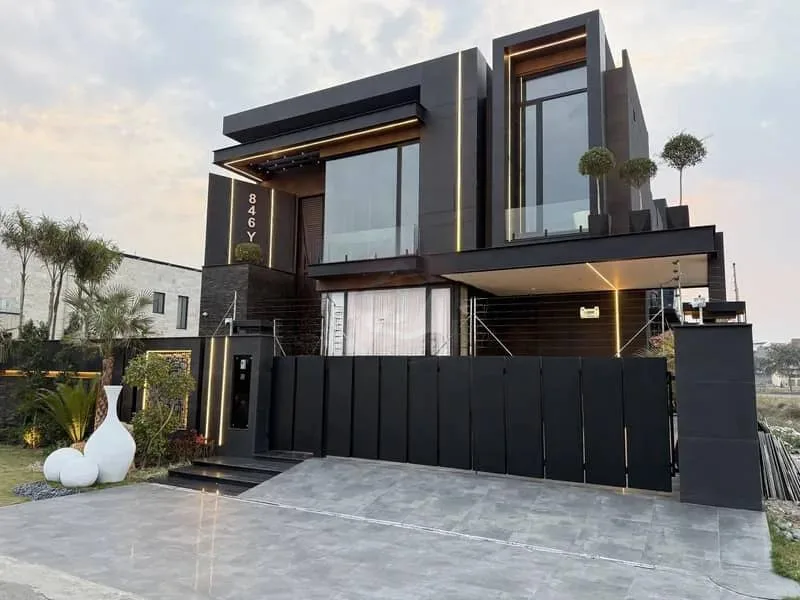1 Kanal Luxury Fully Furnished Home Available for Sale Near Golf Course