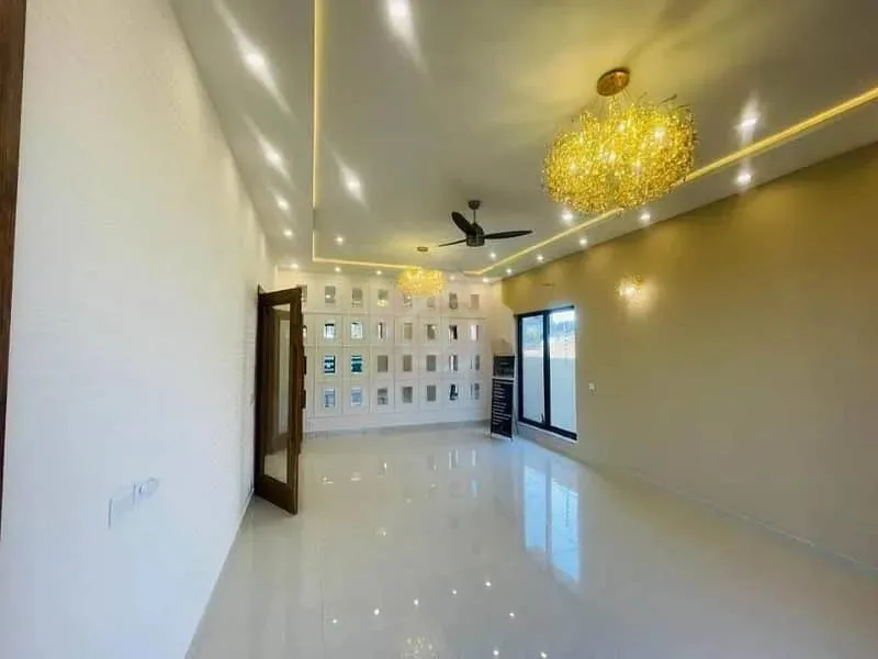 10 Marla Home for Sale in Prime Location Close to Mosque, Park & Market