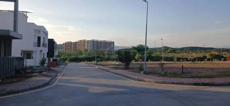 10 Marla Corner Plot for Sale in Bahria Enclave Islamabad, Sector A