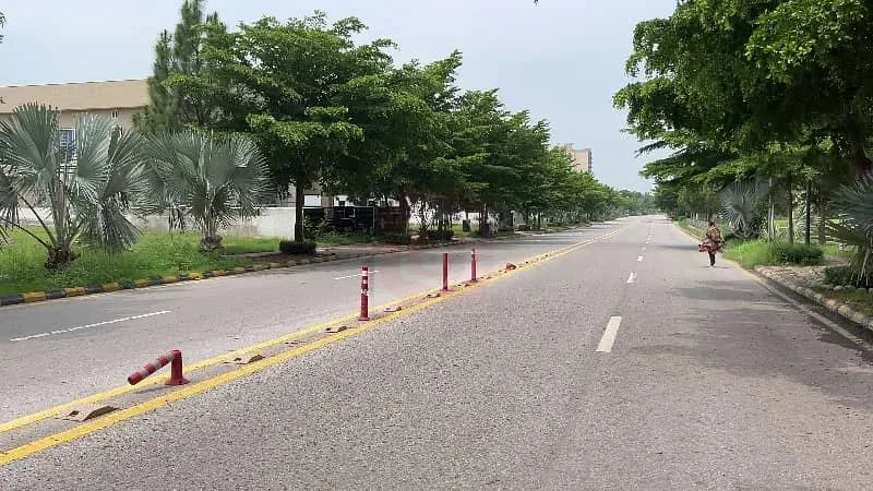 10 Marla Boulevard Plot for Sale in Sector B, Bahria Enclave | Road 01 | All Charges Cleared