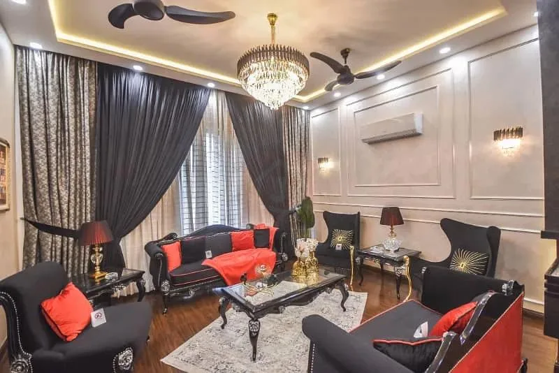 Spacious 1 Kanal Corner House with Full Basement Near Raya