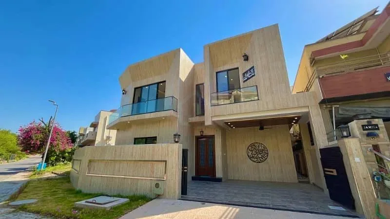 Luxury 10 Marla House Available in DHA Phase 2, Islamabad