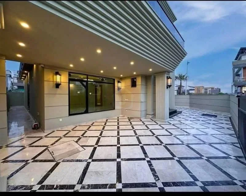 Newly Built 6 Bedroom Kanal Bungalow in DHA Defence