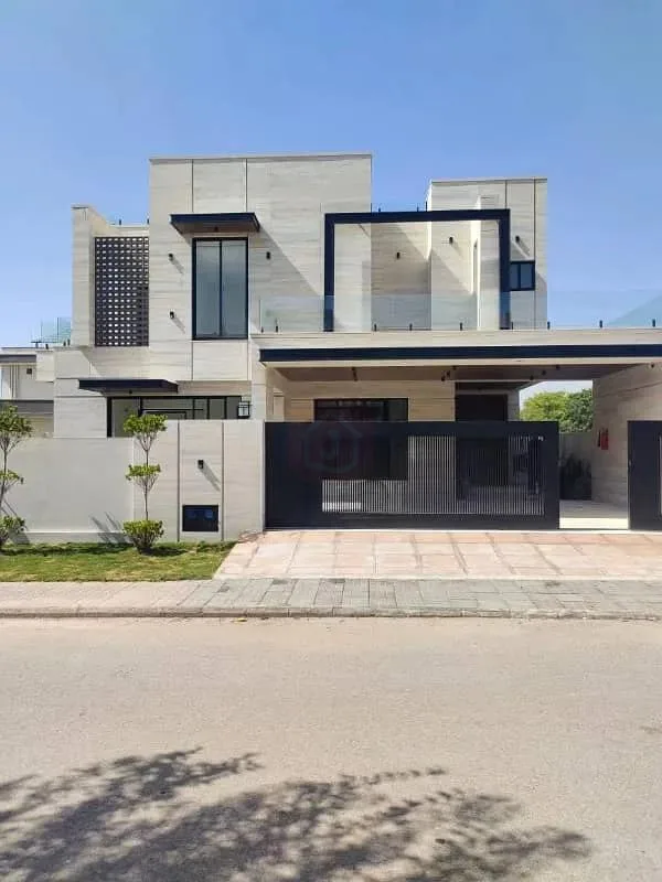 Spacious One Kanal Luxurious Home Available in DHA Defence Phase 2
