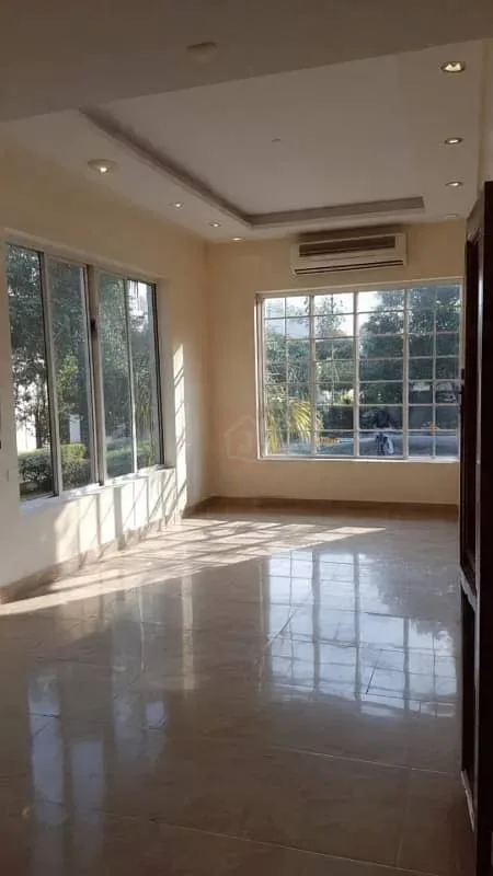 Duplex House Available For Sale In F-7 Islamabad