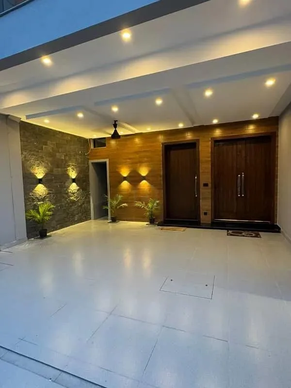 10 Marla Home Available in Zaraj Housing Scheme Islamabad Near Giga Mall DHA 2
