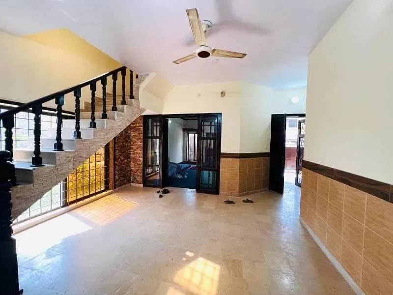 Corner Single Storey House for Sale in F-17, Islamabad