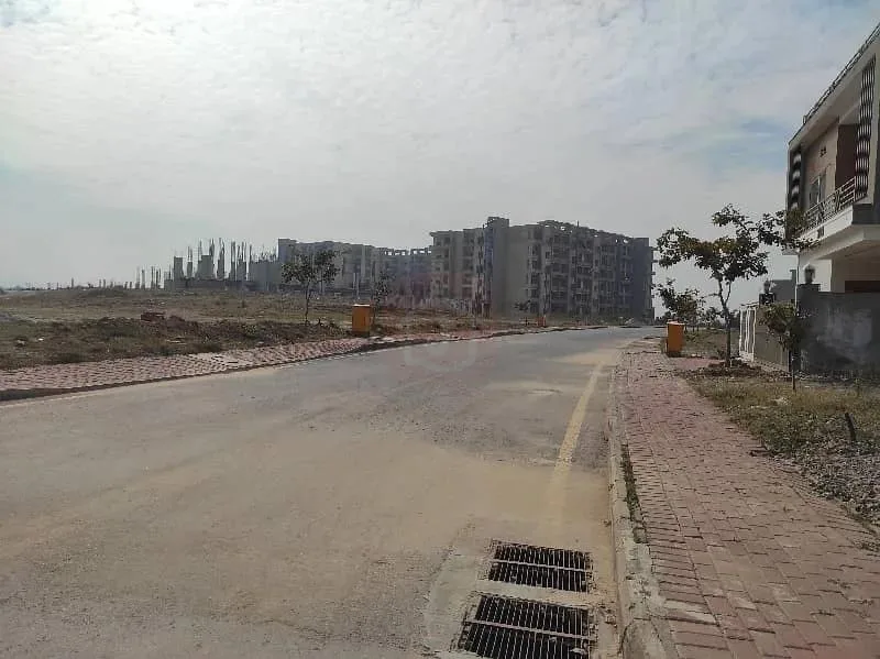 8 Marla Residential Plot Available in Sector J, Bahria Enclave Islamabad - Street 11