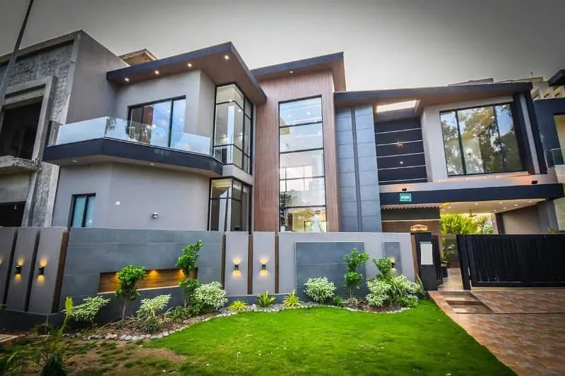 Stylish 7.5 Marla Home Available for Purchase in DHA Lahore