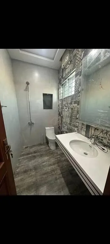10 Marla Home Available in Sector C-2, Bahria Enclave Islamabad