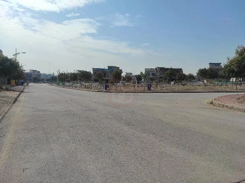 10 Marla Plot on Boulevard for Sale in Bahria Enclave Islamabad, Sector J