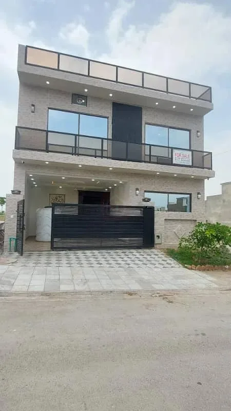 South-Facing 6 Marla Corner House Available in DHA Phase 5, Sector F