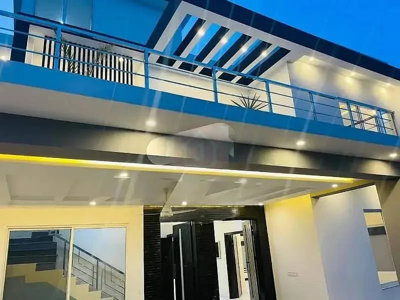 10 Marla House Available in Top City 1 - Block A