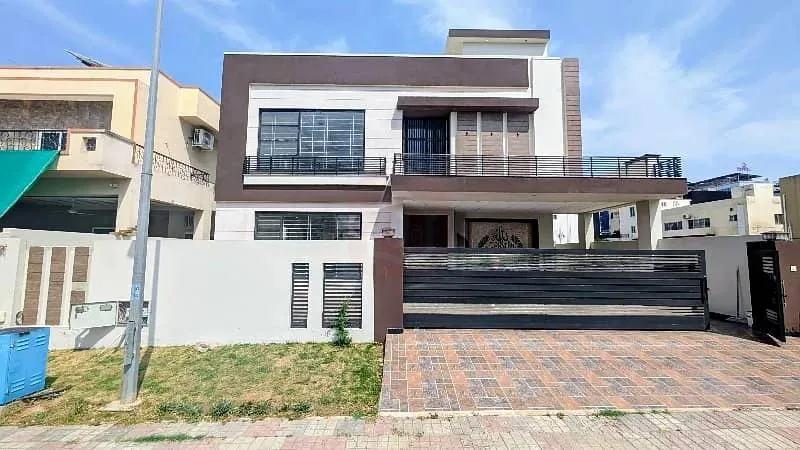 1 Kanal Double Unit House in Prime Location of DHA Phase 2