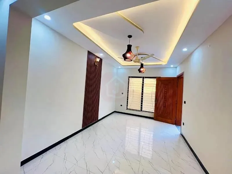 8 Marla New House for Sale in Multi F-17 Islamabad