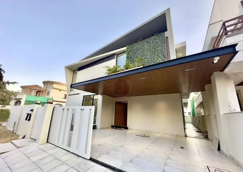 Luxury 1 Kanal Designer Home in DHA Phase 2