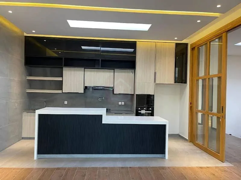 Stunning 1 Kanal House with 5 Bedrooms in Bahria Enclave, Sector C, Islamabad