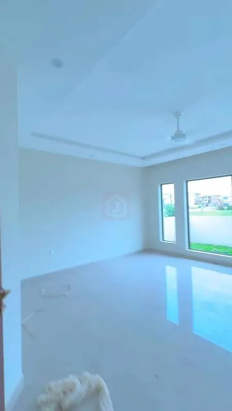 14 Marla Newly Designed House Available for Sale in Emaar Canyon Views