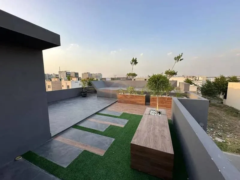 Stunning 5 Marla Home with Grand Lobby Near Doll Men Mall