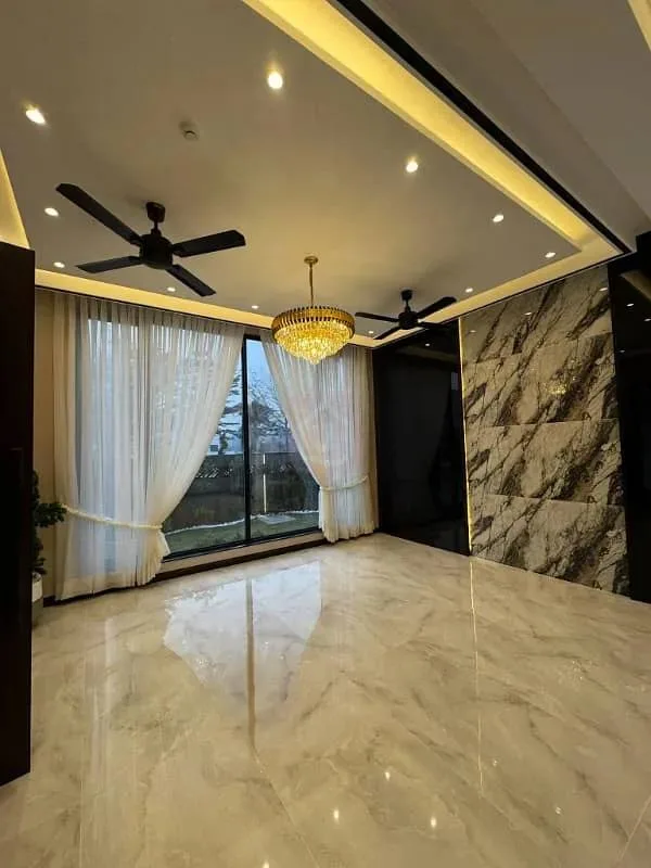 Luxury One Kanal Bungalow with 2 Servant Quarters for Sale in DHA Lahore
