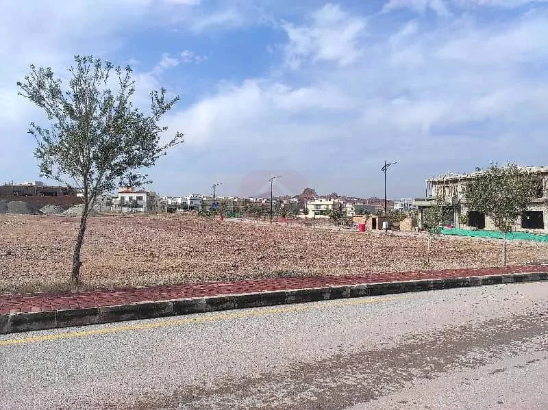 10 Marla Residential Plot Available in Bahria Enclave Islamabad, Sector M