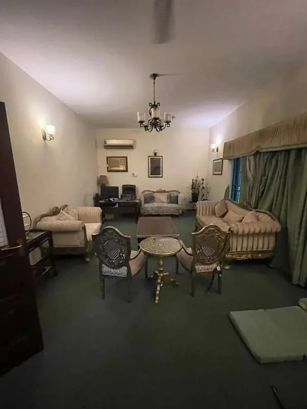 One Kanal Bungalow with 2 Servant Quarters for Sale in DHA Lahore