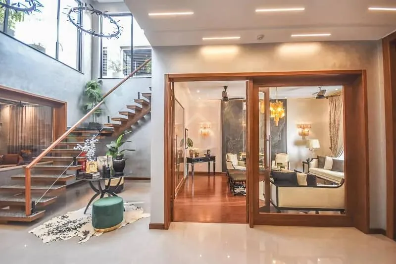 Modern One Kanal Bungalow for Sale in DHA Phase 4, Close to Park and School