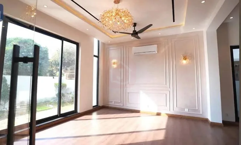 Stylish One Kanal Fully Furnished Bungalow with Two Servant Quarters in DHA Lahore