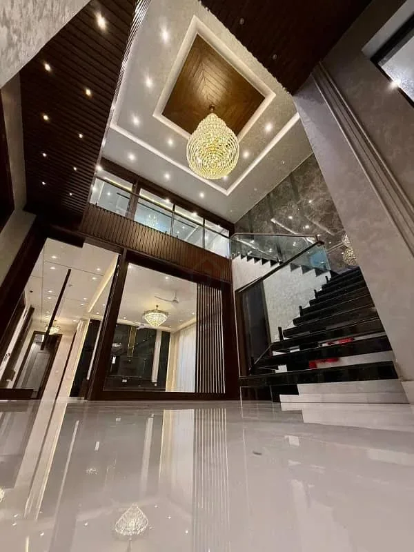 Stunning One Kanal Bungalow for Sale in DHA Lahore with Servant Quarters