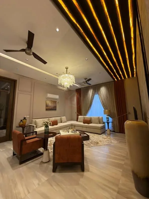 Luxury 1 Kanal Fully Furnished Bungalow for Sale in DHA Lahore