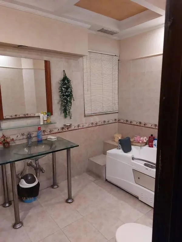 Modern One Kanal Bungalow for Sale in DHA Lahore