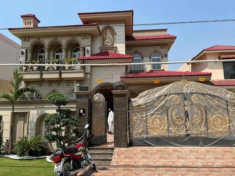 One Kanal Fully Furnished Spanish Design Bungalow with 2 Servant Quarters in DHA Lahore