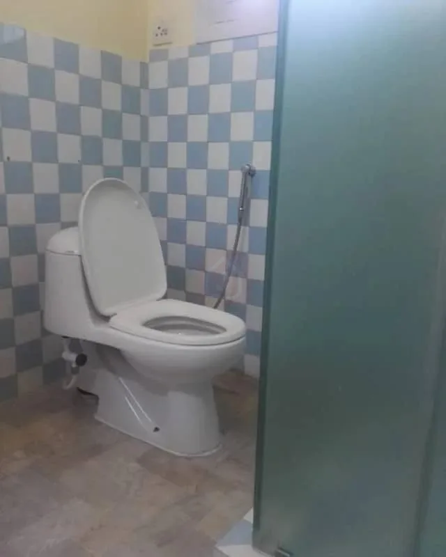 Old House for Sale in F-6 Islamabad - Great Investment Opportunity