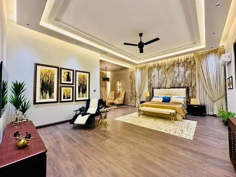 10 Marla Luxury House | Full Basement | Pool | Cinema Hall