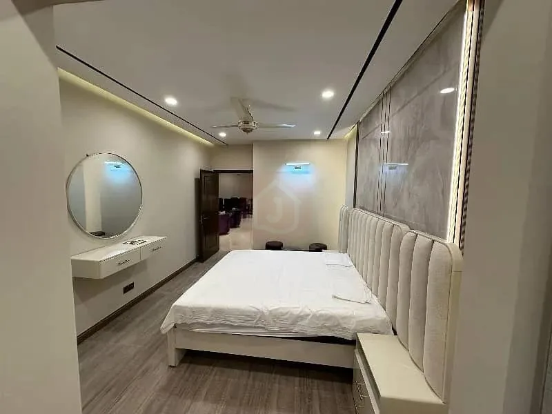 Attractive 1800 Square Feet Apartment for Rent in Zeta-1 Mall