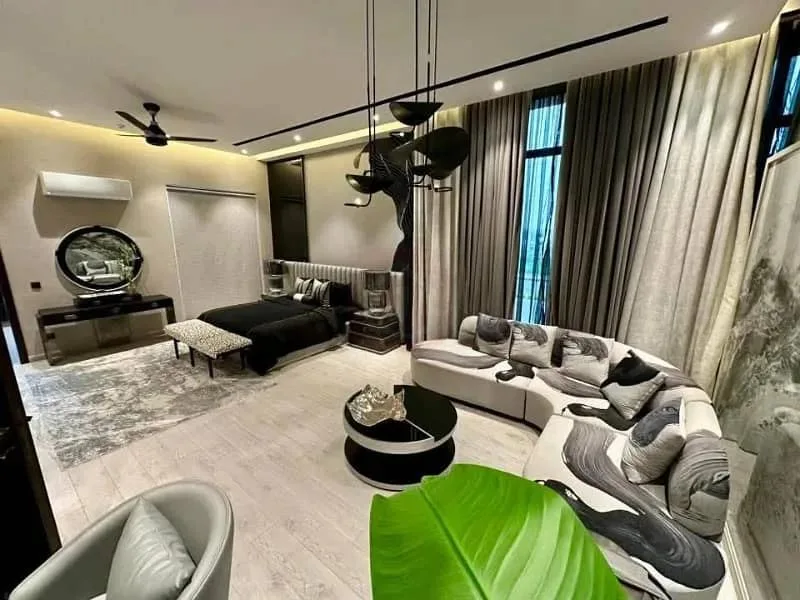 Stunning One Kanal Luxury Bungalow with Basement and Pool in DHA Lahore