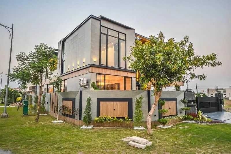 12 Marla Fully Finished Home with Basement Available in DHA Lahore