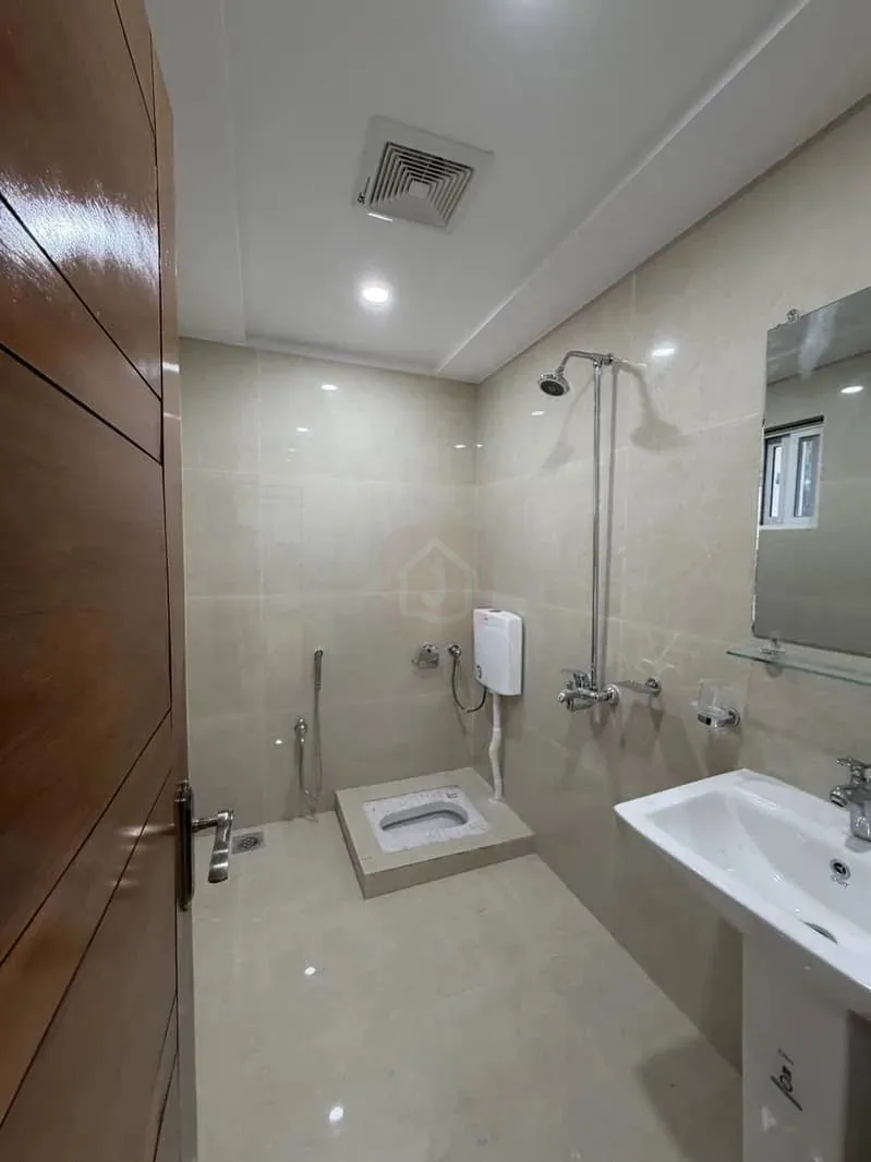 Ground Floor Flat Available in G-11, Islamabad
