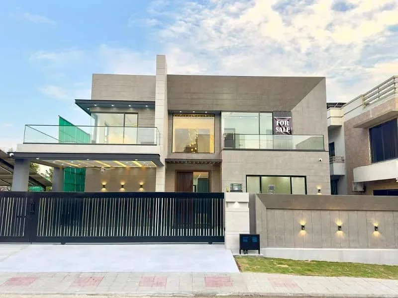 Elegant 1 Kanal Home in DHA Defence Phase 2