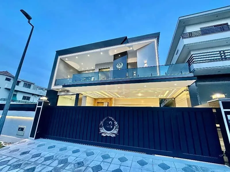 Newly Constructed 6 Bedroom Double Unit Mansion in DHA Phase 2