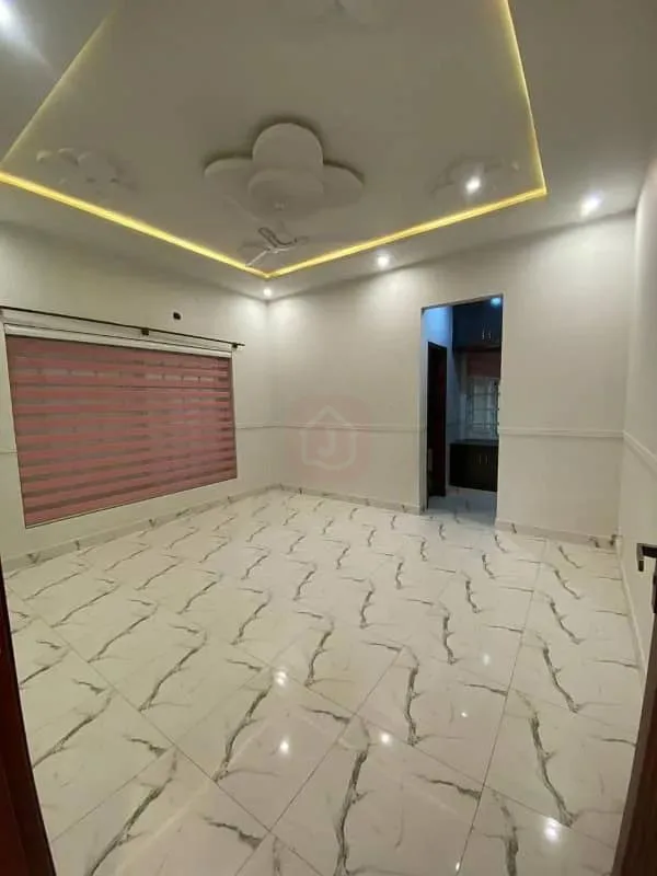 Spacious 4-Bedroom House with Double Kitchen in Bahria Enclave Sector C3