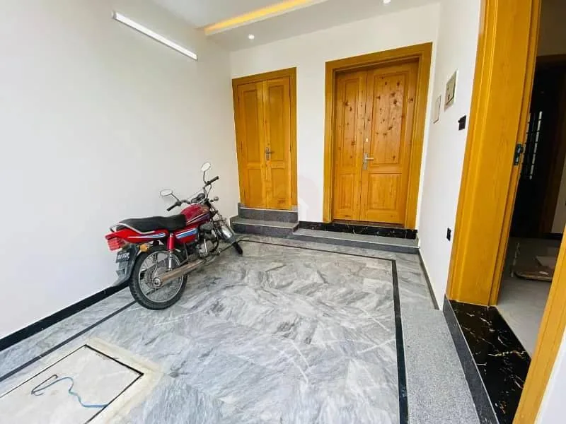 Sophisticated 5 Marla Luxury Designer Home in DHA Phase 5 (Sector F), Islamabad