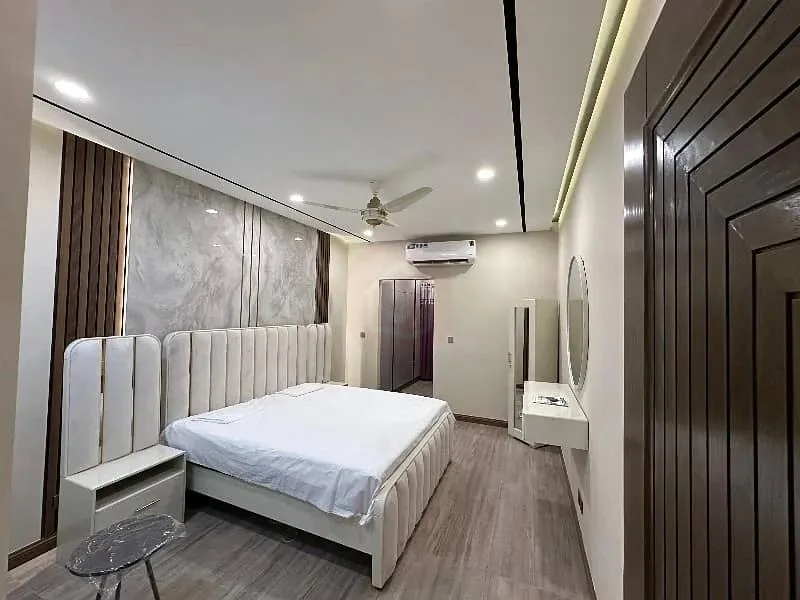 Attractive 1800 Square Feet Apartment for Rent in Zeta-1 Mall