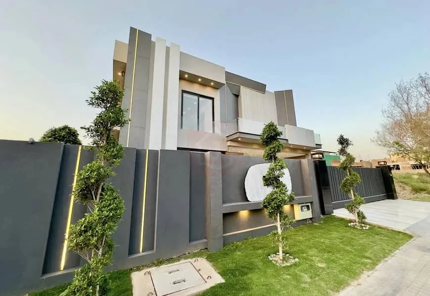 1 Kanal House Available in DHA Phase 2's Prime Area