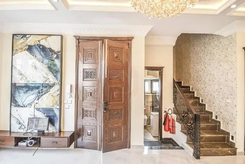 5 Marla Elegant Villa with High Ceiling Lobby Overlooking Park
