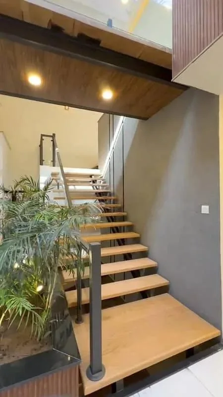 10 Marla House Available in Top City 1 - Block A at Competitive Price