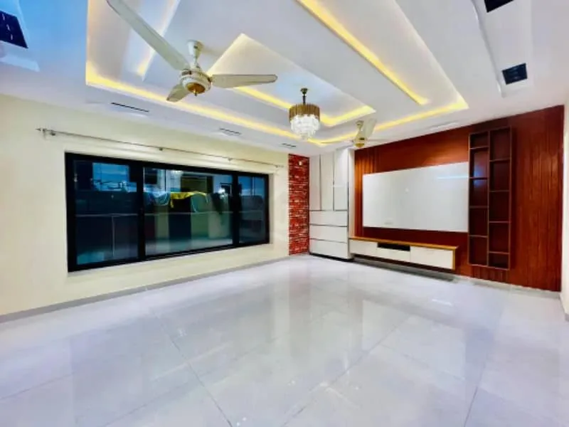 1 Kanal Used House for Sale in DHA Defence Phase 2