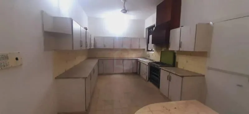 Modern 6-Bedroom Bungalow on One Kanal in DHA Lahore